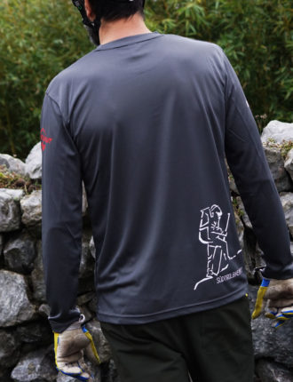 bikeshirt-komplize-trailsucht_Rückansicht