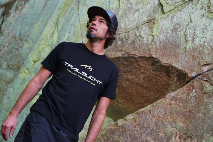 T-Shirt ^^FOLLOW THE MOUNTAINS^^^ BLACK